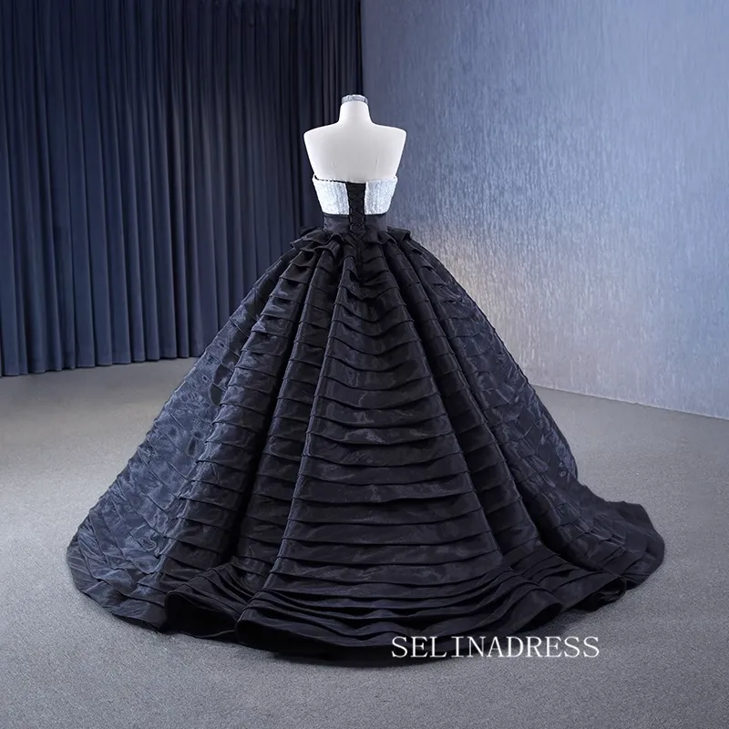 Black Strapless Unique Wedding Dressess Sweet 16 Ball Gown Tiered Quinceanera Dress 231110