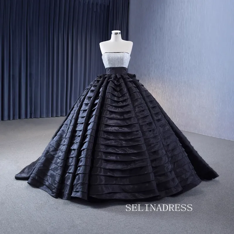 Black Strapless Unique Wedding Dressess Sweet 16 Ball Gown Tiered Quinceanera Dress 231110