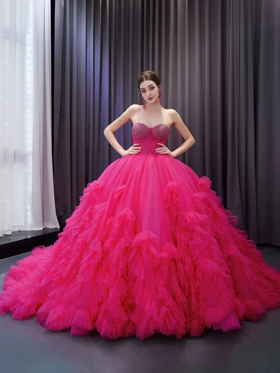 Fuchsia Sweetheart Beaded Sweet 16 Ball Gown Tiered Quinceanera Dress 231108