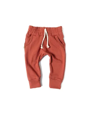 original jogger - barn red