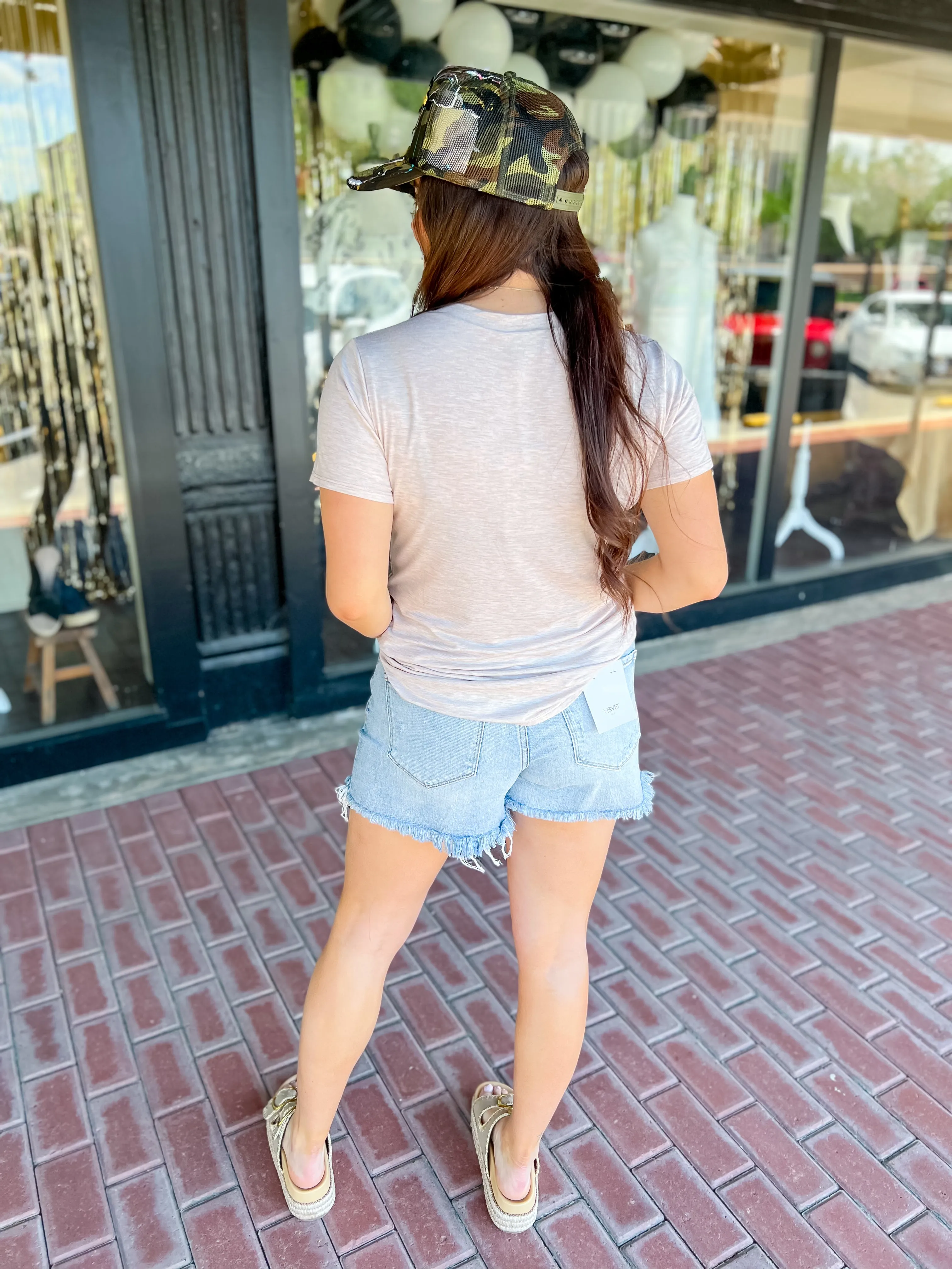 The Rhea Pocket Tee-Oatmeal