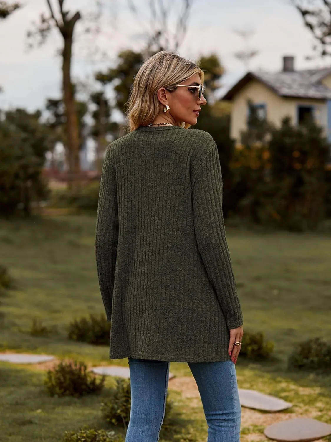 Womens 2025 Fall Fashion Cardigan Lightweight Soft Knit Cardigan for Women Long Sleeve Open Front Coat with Pockets