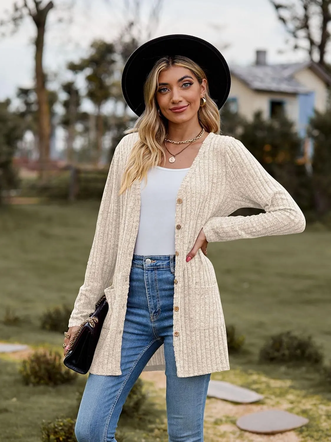 Womens 2025 Fall Fashion Cardigan Lightweight Soft Knit Cardigan for Women Long Sleeve Open Front Coat with Pockets
